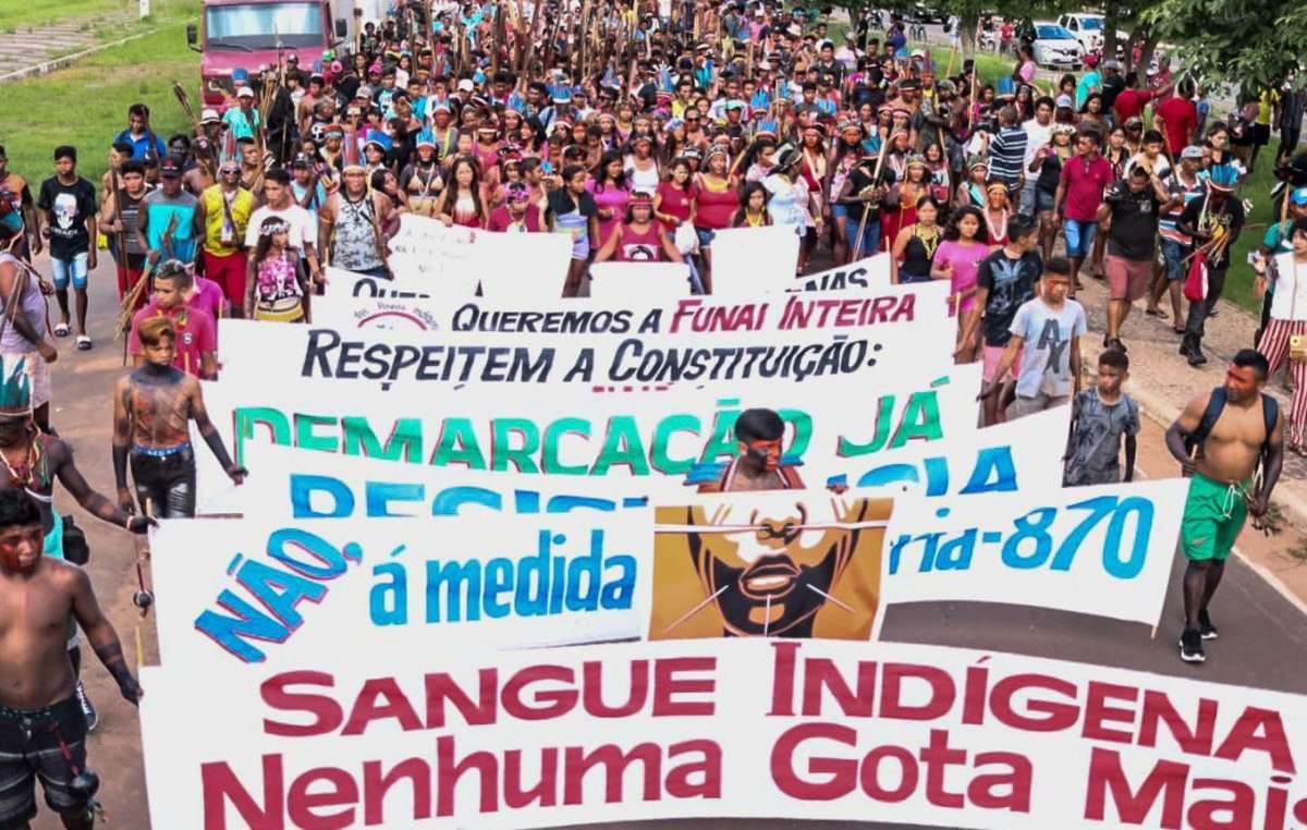 Manifestantes dos povos indígenas Awa, Kaapor, Guajajara, Tremembé e Gamela em Santa Inés, Maranhão